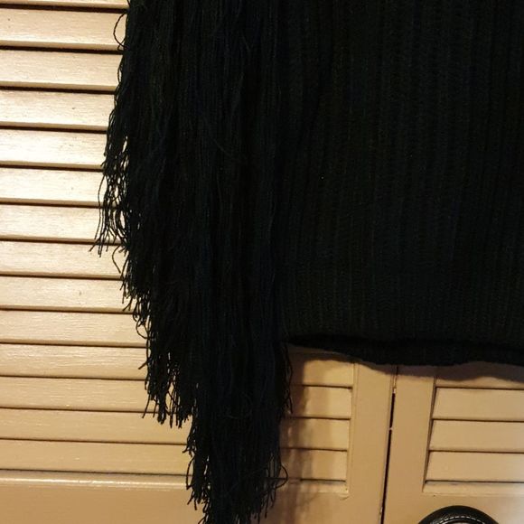Boho Chic Black Fringe Sleeve Knit Sweater sz M - Picture 2 of 6